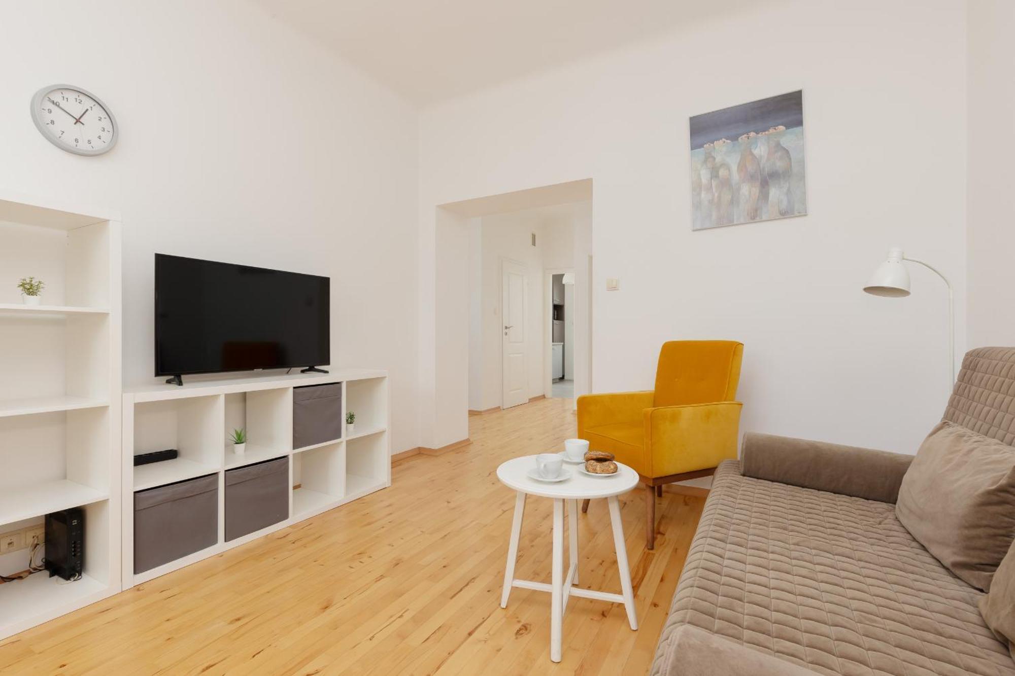 Apartment One-bedroom Capital By Renters *