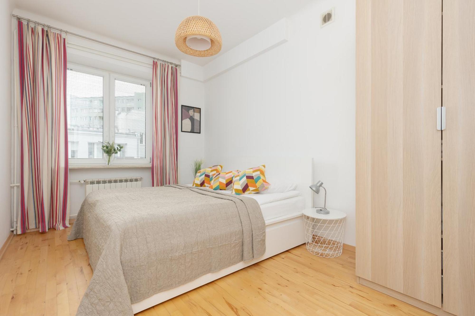 One-bedroom Capital By Renters Апартаменти Варшава